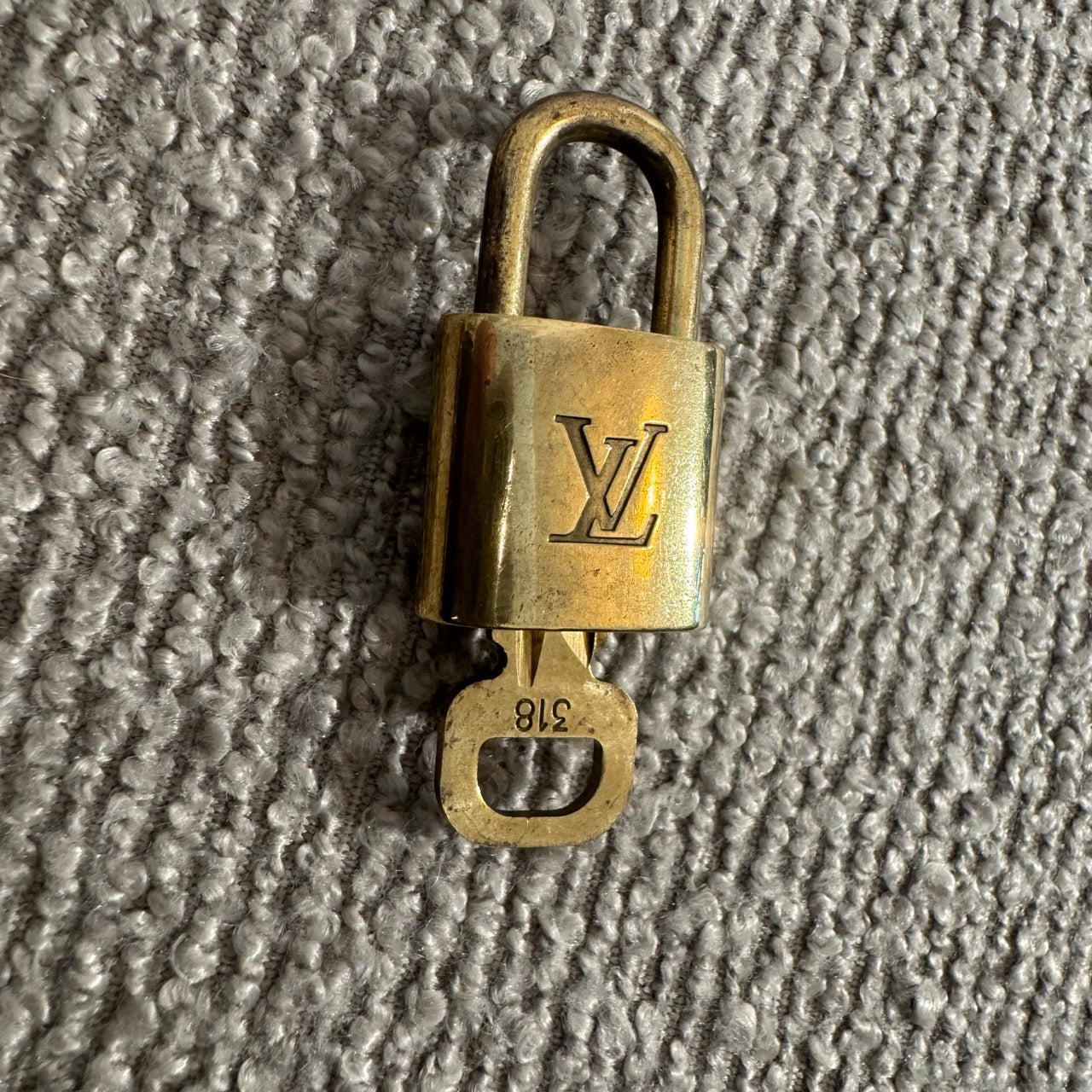 Louis Vuitton Schloss (Padlock) – Original Ersatzschloss