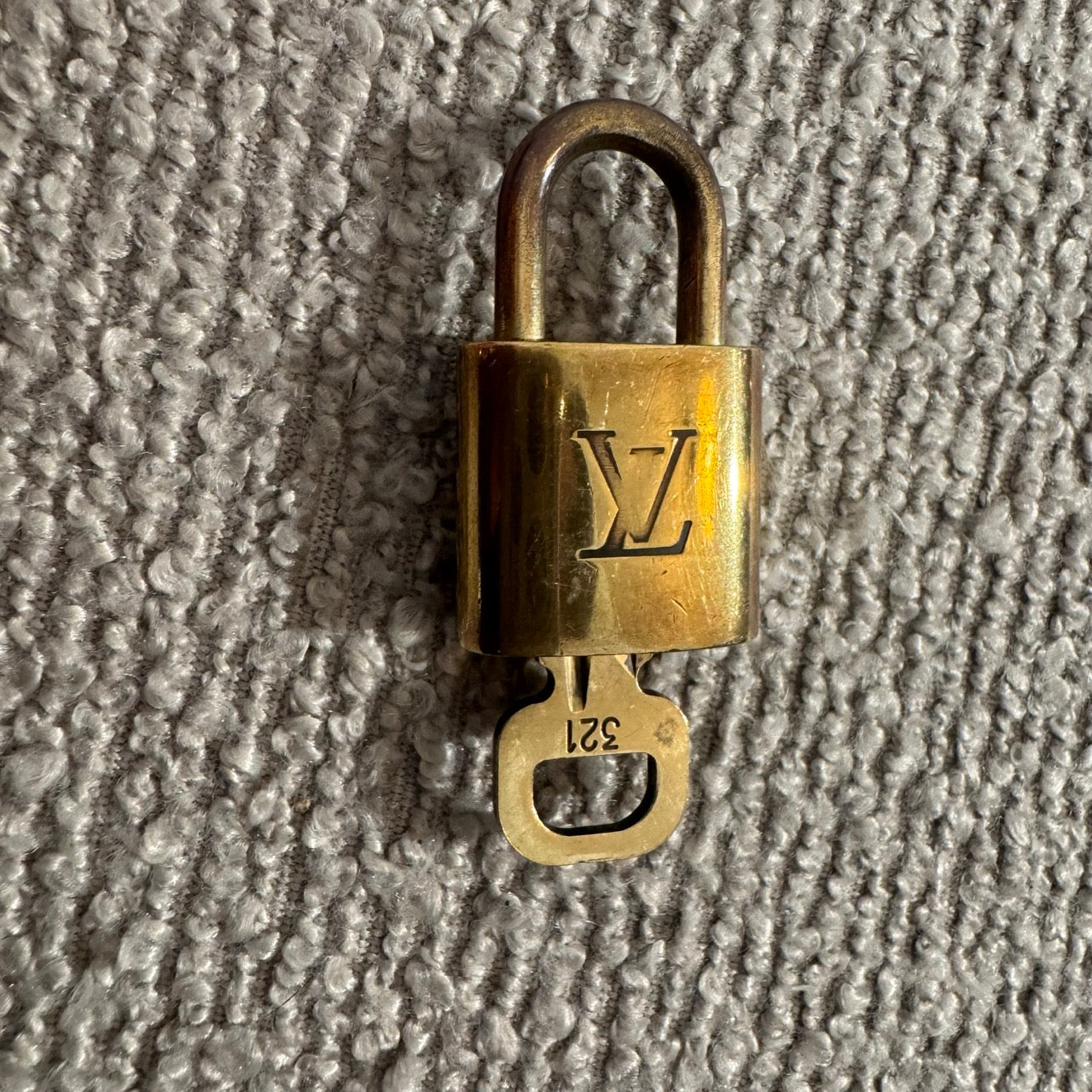 Louis Vuitton Schloss (Padlock) – Original Ersatzschloss