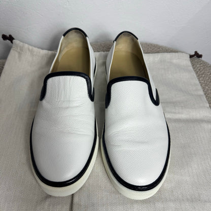 Hermès Slip-On Sneaker – Weiß/Schwarz