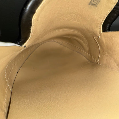 Hermès Slip-On Sneaker – Weiß/Schwarz