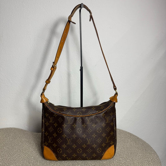 Louis Vuitton Boulogne 30 – Monogram Canvas