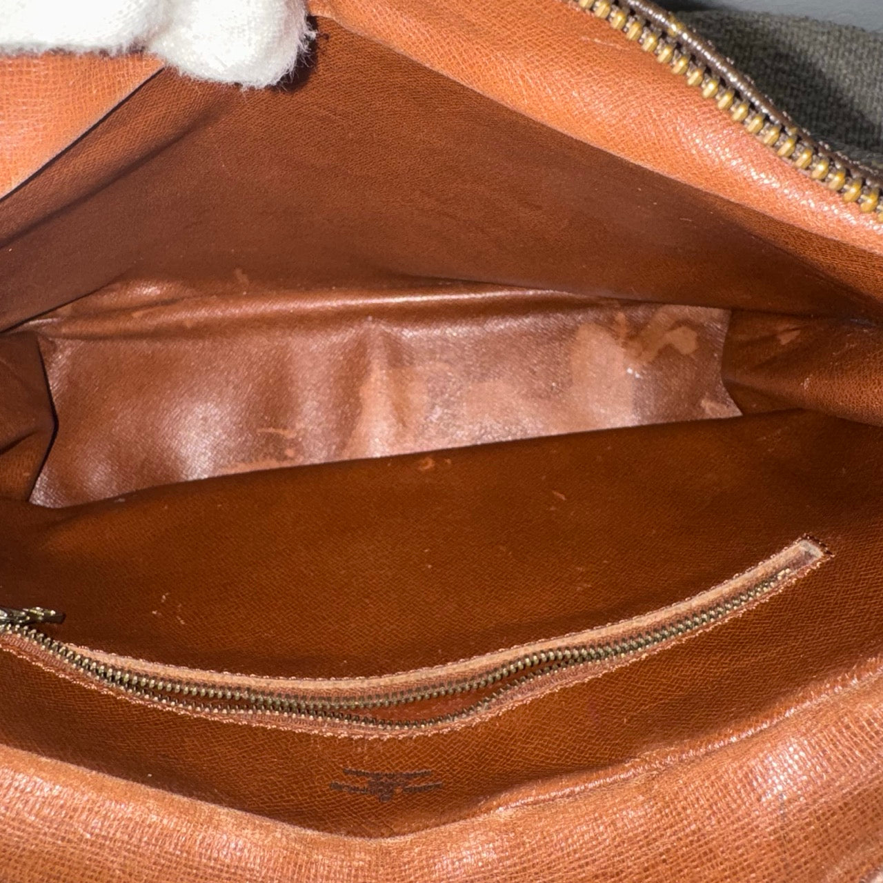 Louis Vuitton Boulogne 30 – Monogram Canvas