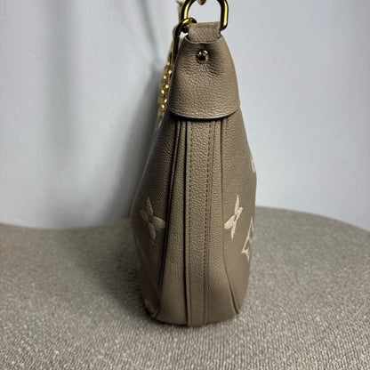 Louis Vuitton Loop Hobo – Monogram Empreinte Leder