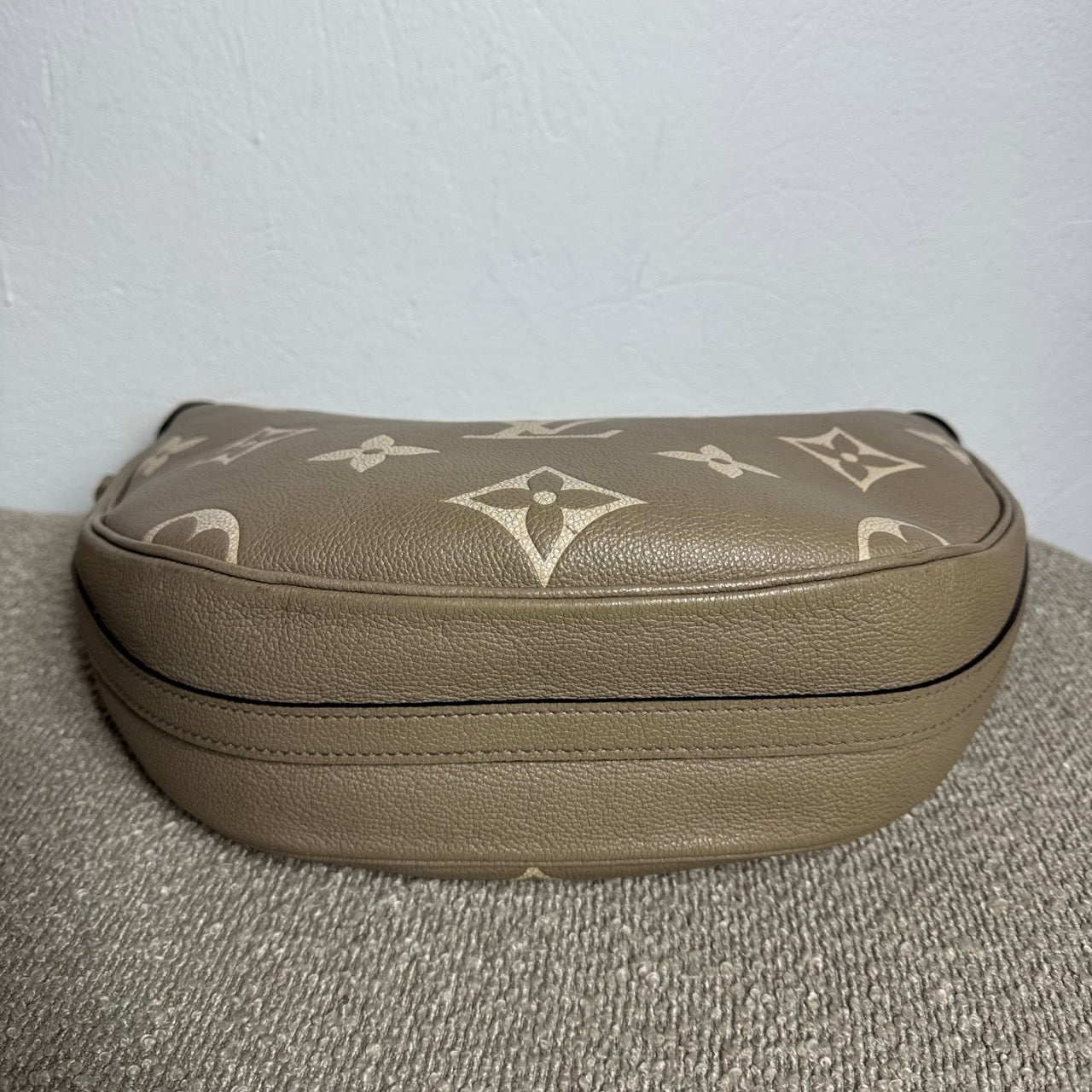 Louis Vuitton Loop Hobo – Monogram Empreinte Leder