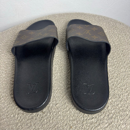Louis Vuitton "Waterfront" Monogram Slides - Size 44