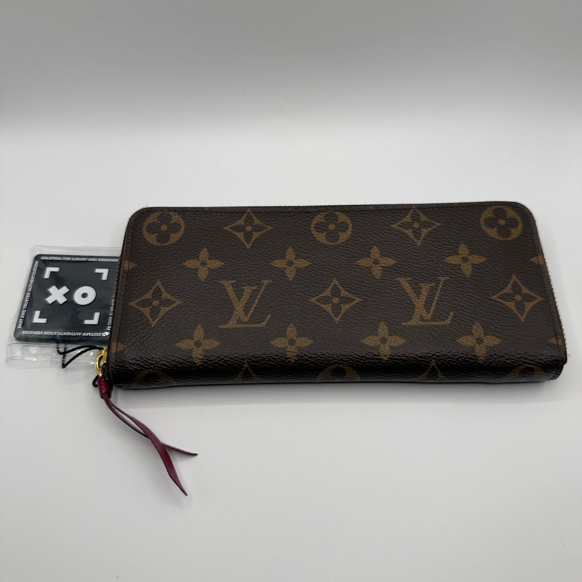 Louis Vuitton Clémence Geldbörse – Monogram Canvas / Fuchsia