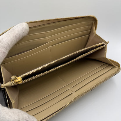 MCM Visetos Zip Around Geldbörse – Off-White
