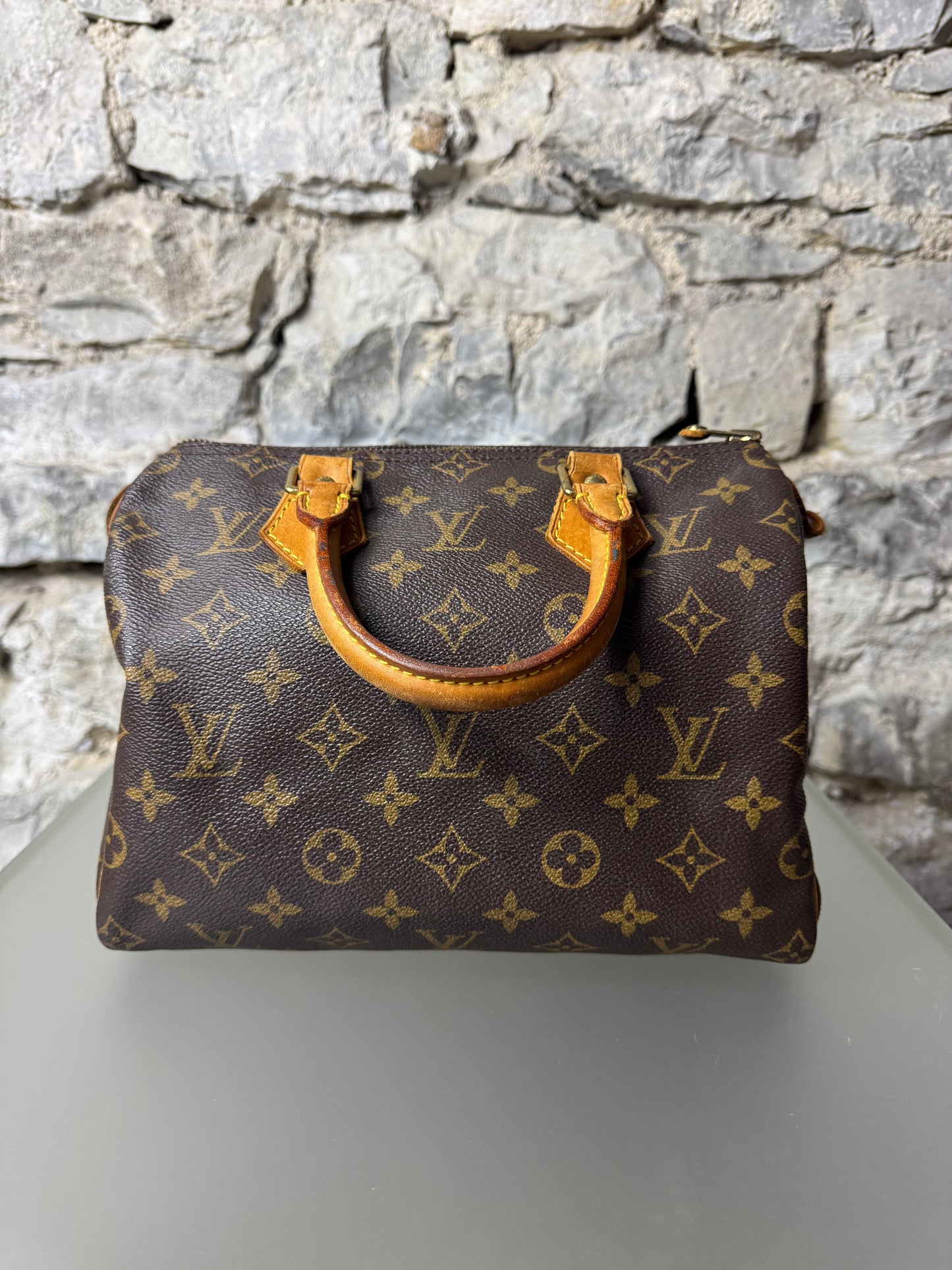 Louis Vuitton Speedy 25 – Monogram