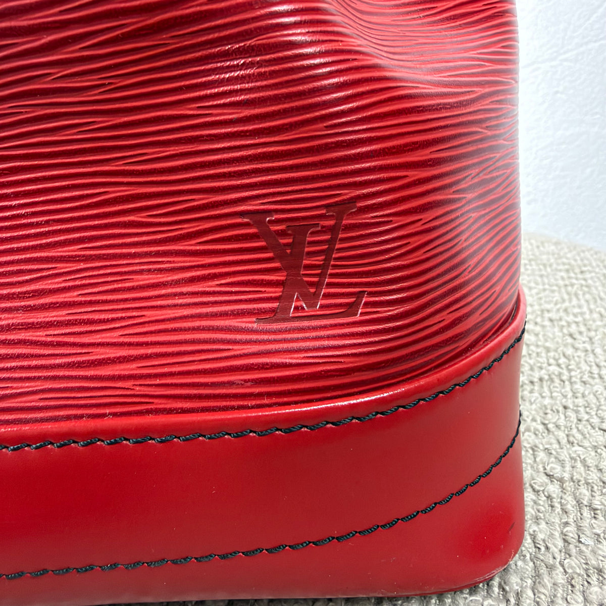 Louis Vuitton Sac Noé Grande – Epi Leder Rot