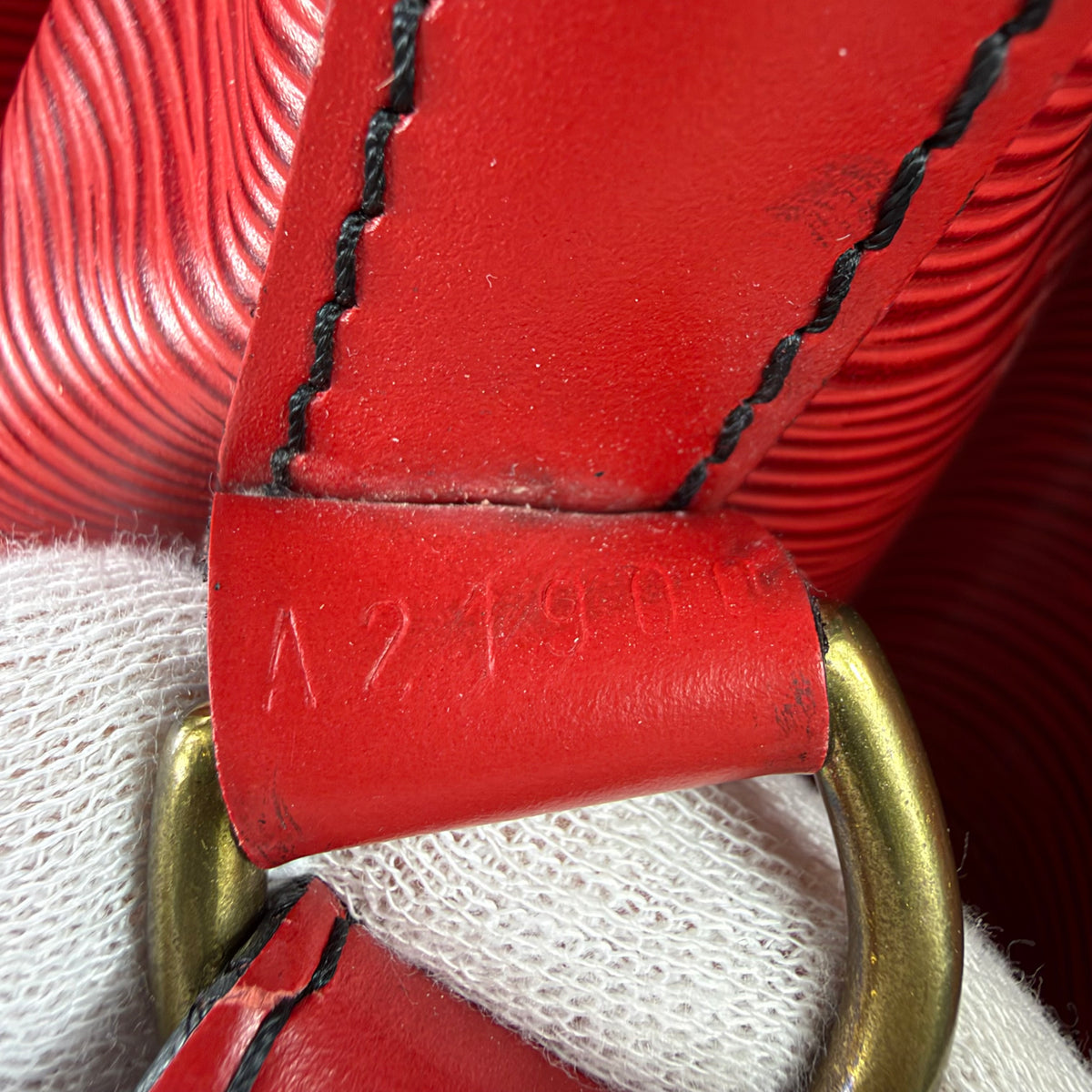Louis Vuitton Sac Noé Grande – Epi Leder Rot