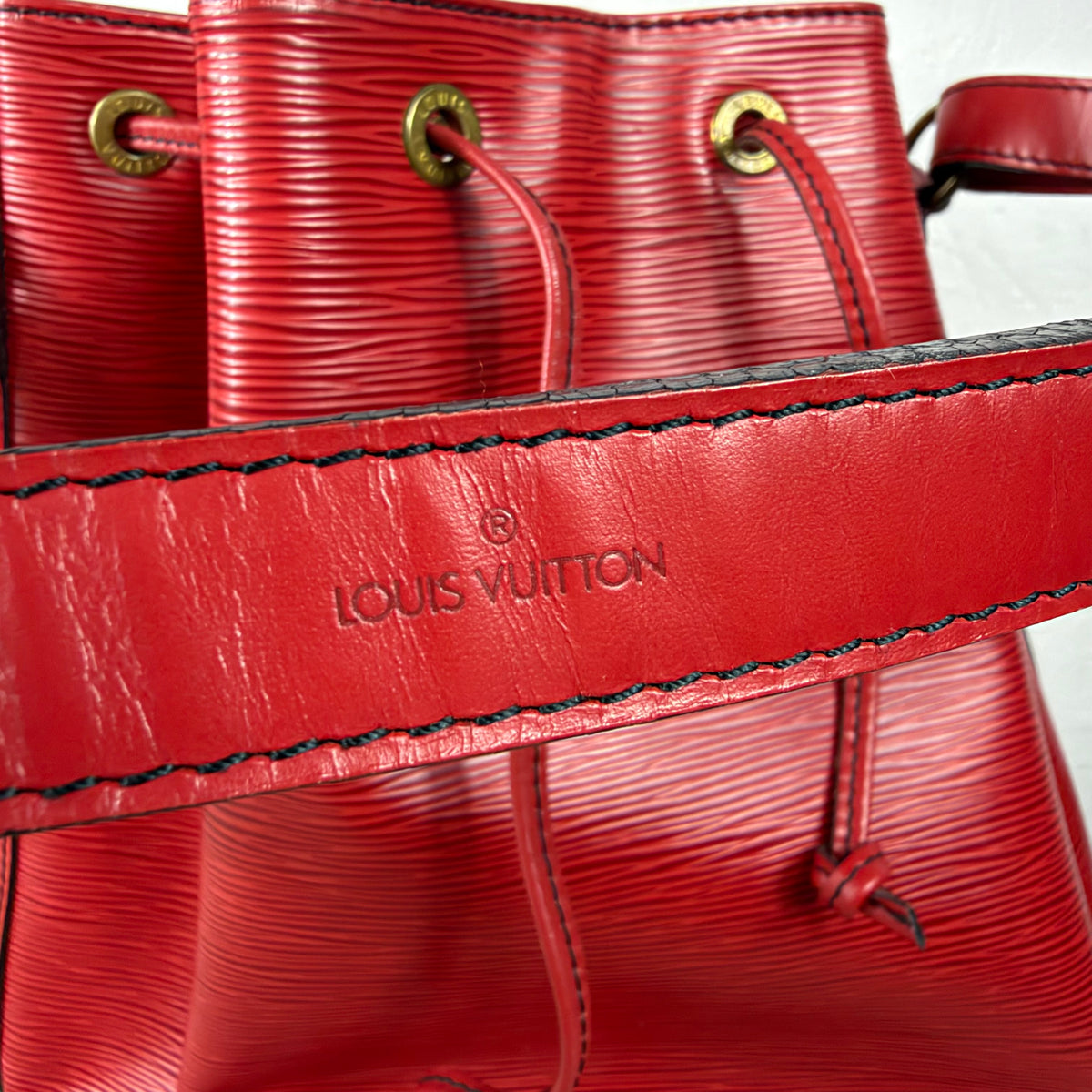 Louis Vuitton Sac Noé Grande – Epi Leder Rot