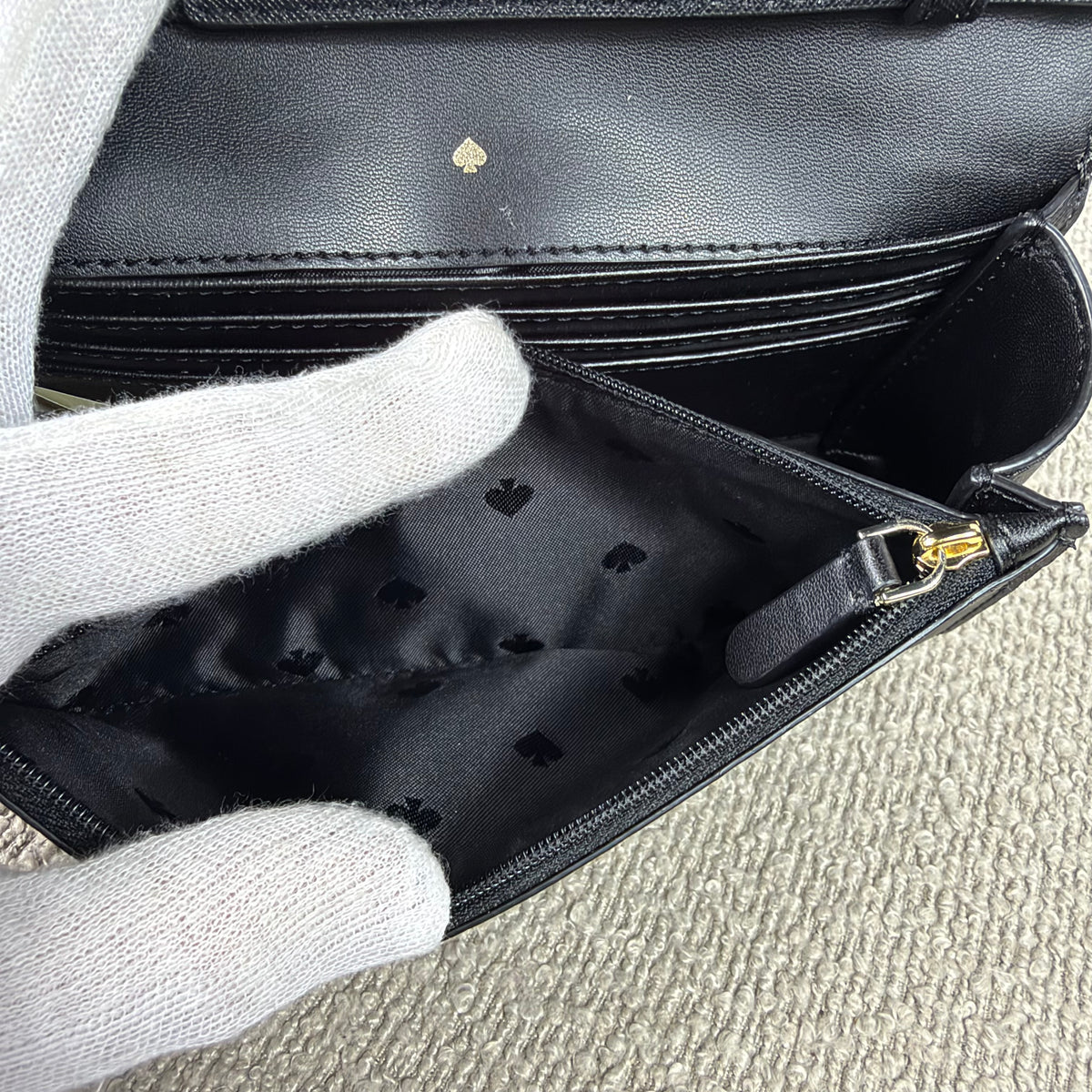Kate Spade New York Flap Crossbody Bag – Schwarz