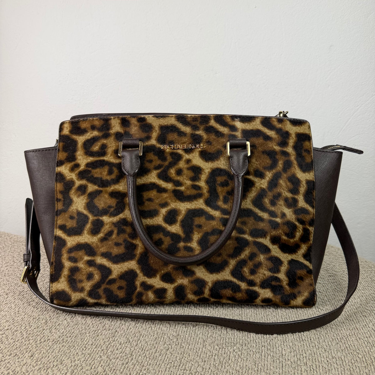 Michael Kors Shopper – Leo-Print Braun mit Felloptik