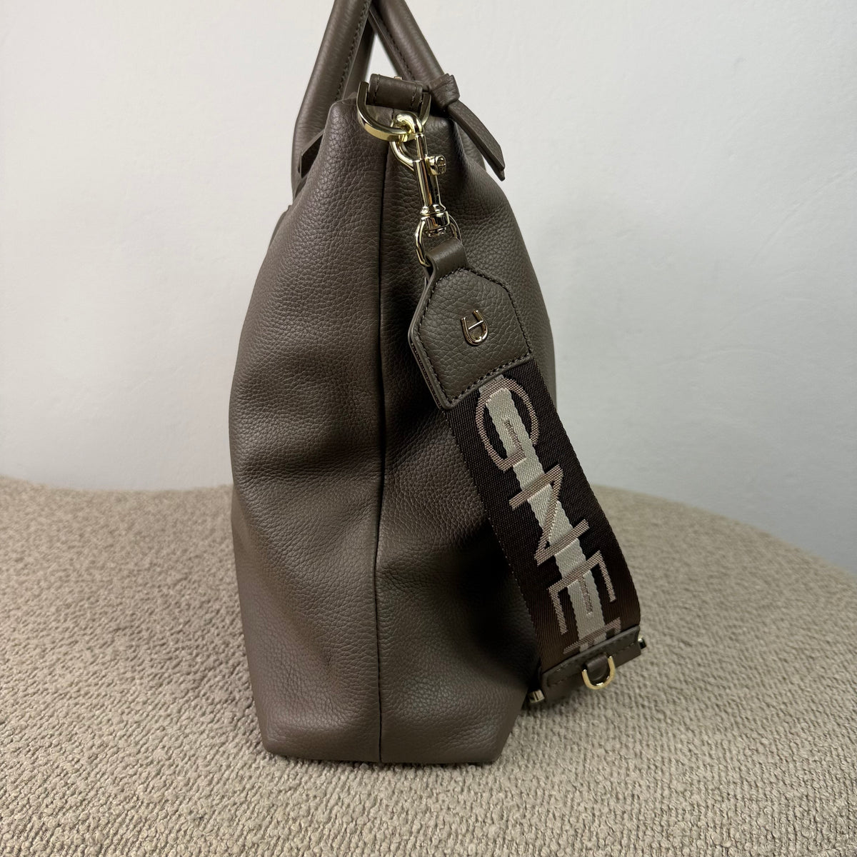Aigner Shopper Handtasche – Leder Taupe