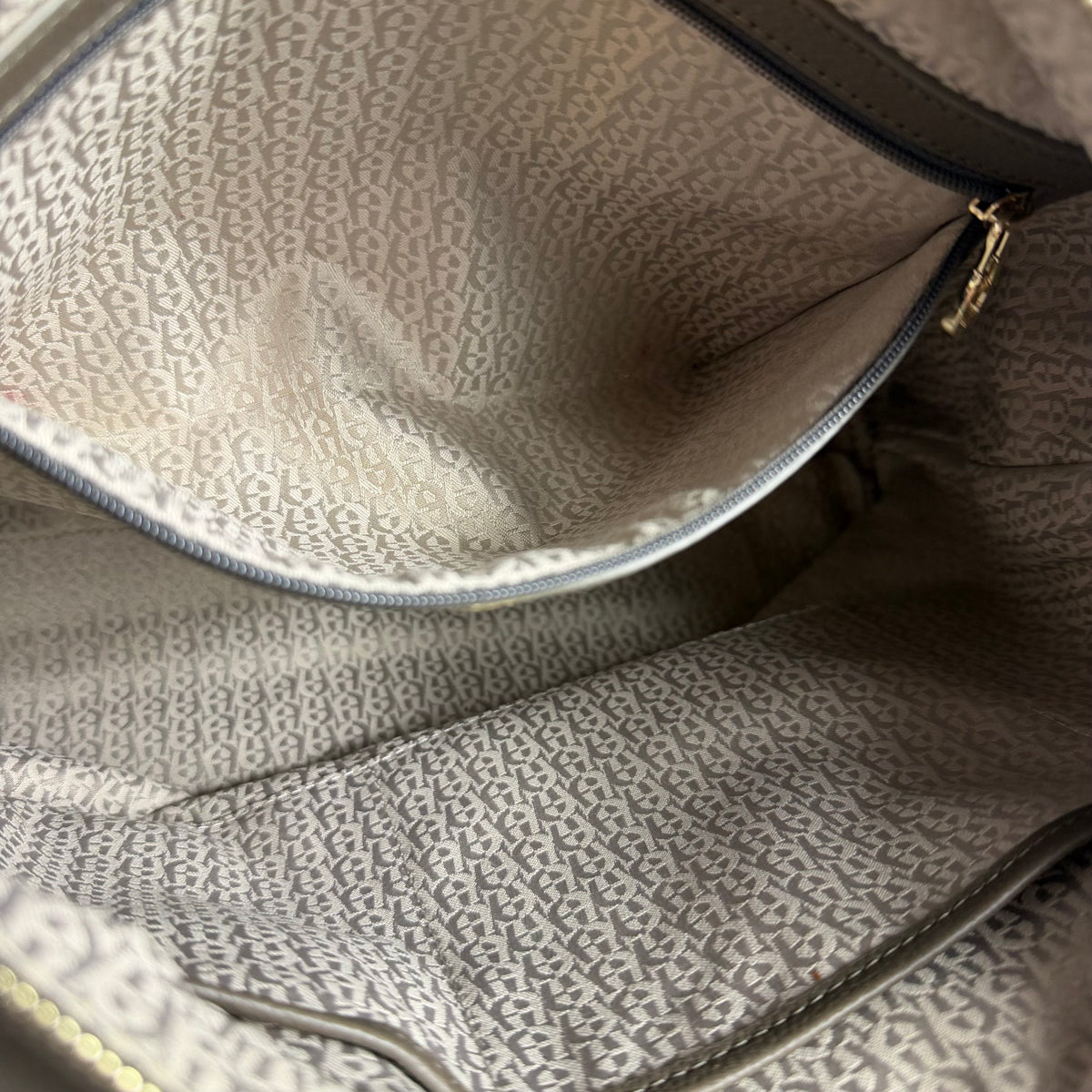 Aigner Shopper Handtasche – Leder Taupe