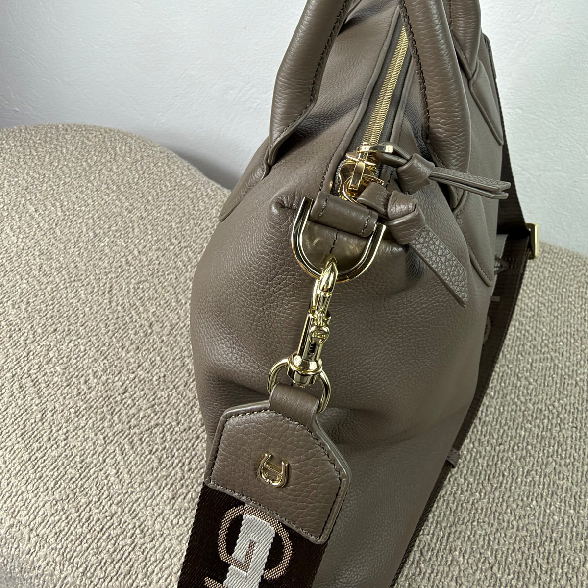 Aigner Shopper Handtasche – Leder Taupe