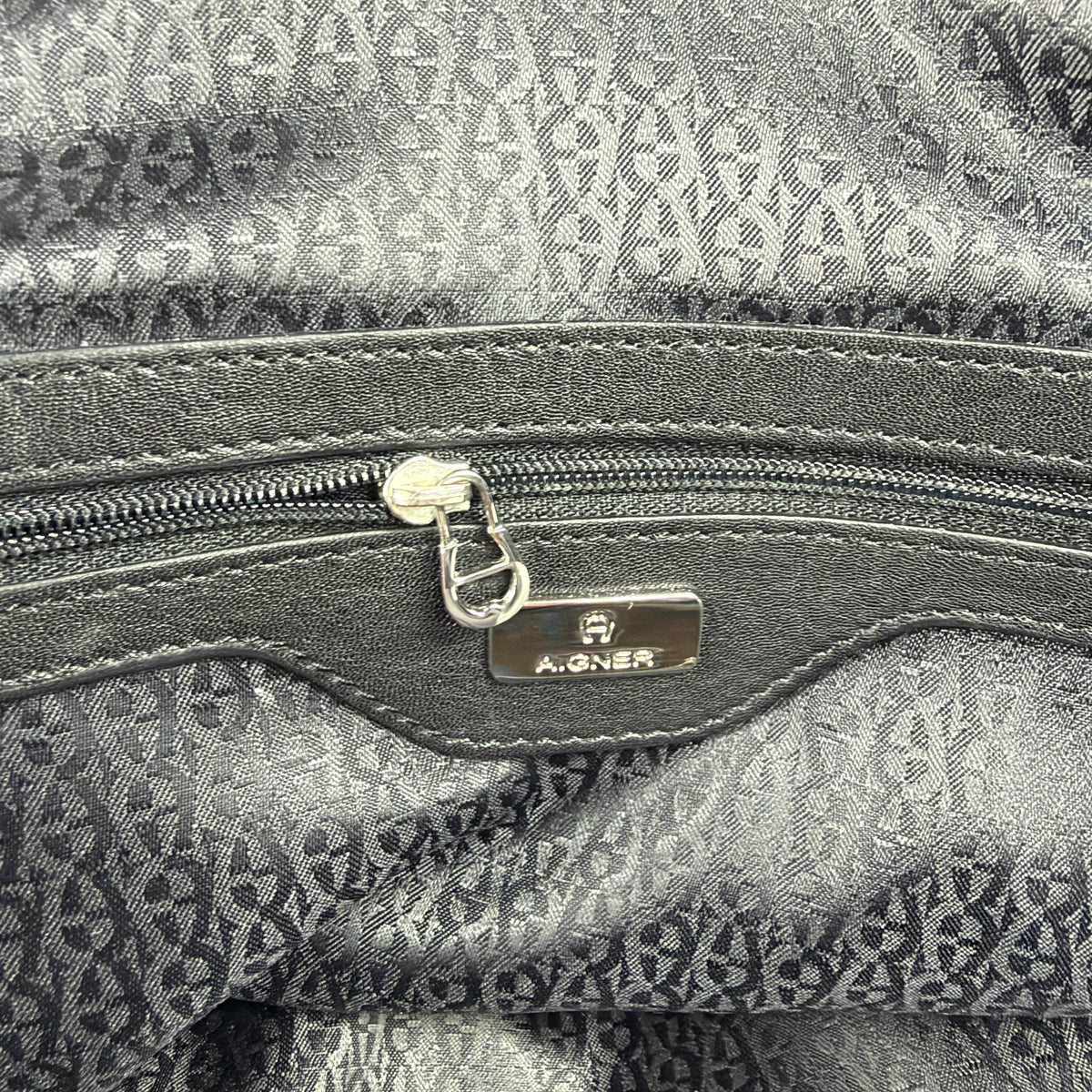Aigner Handtasche – Schwarzes Leder