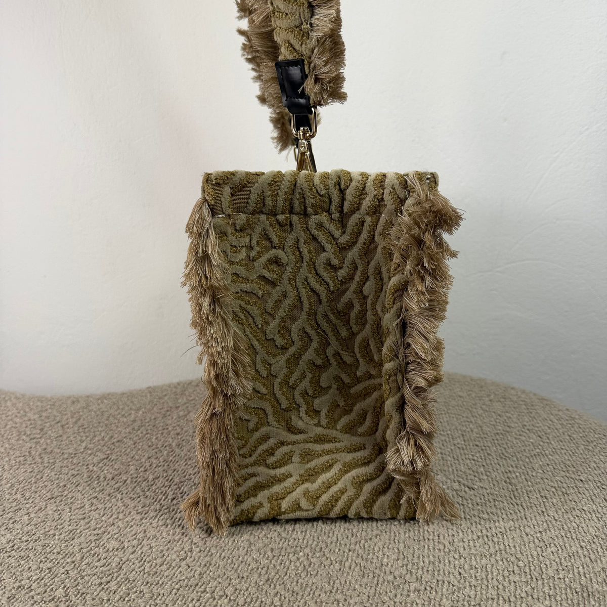 Sorena Greece Handtasche – Beige/Gold mit Strukturmuster