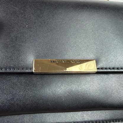 Michael Kors Schultertasche – Schwarz mit goldfarbenen Details
