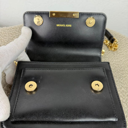 Michael Kors Schultertasche – Schwarz mit goldfarbenen Details