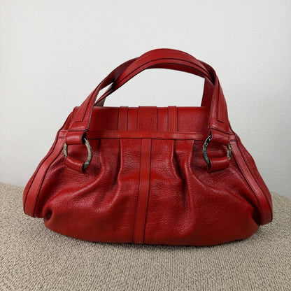 BVLGARI Chandra Flap Tote – Rotes Leder