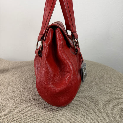 BVLGARI Chandra Flap Tote – Rotes Leder