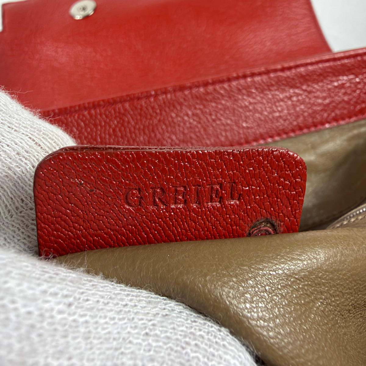 BVLGARI Chandra Flap Tote – Rotes Leder