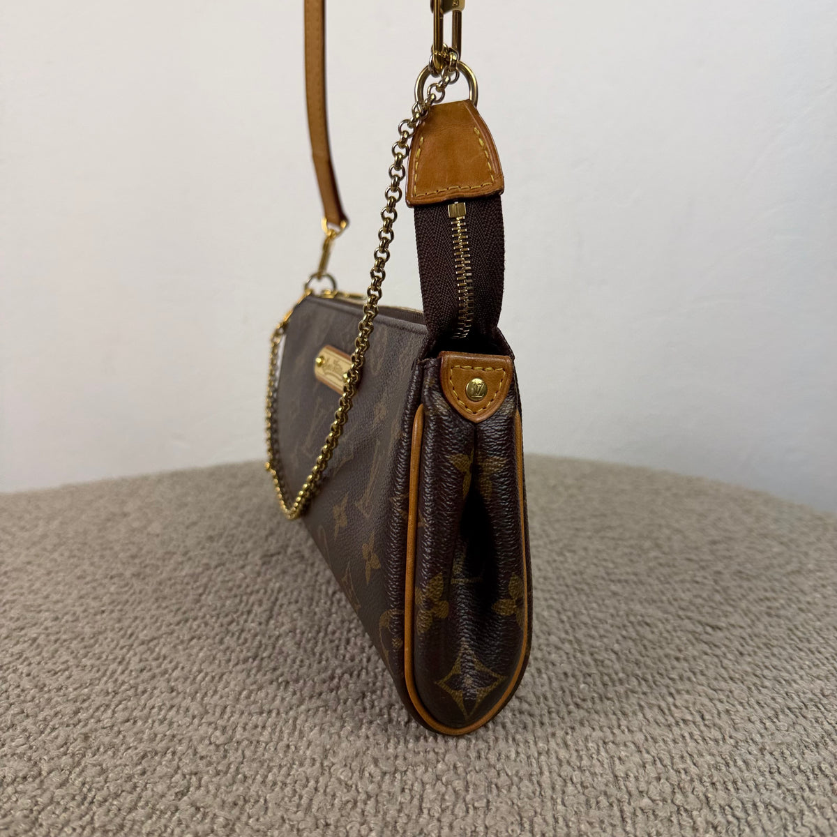 Louis Vuitton Eva Pochette – Monogram Canvas