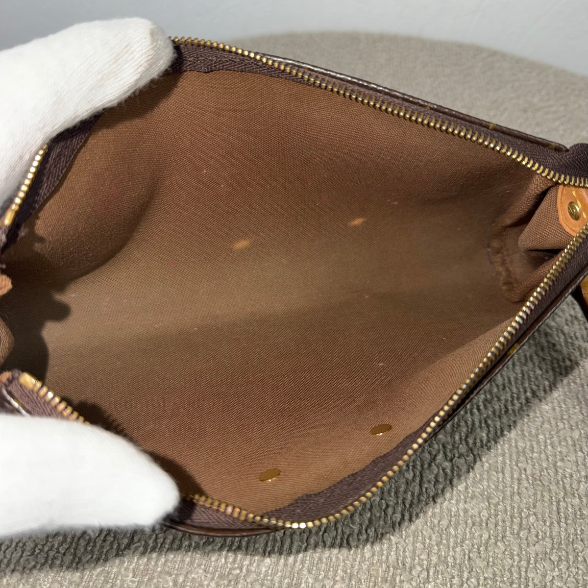 Louis Vuitton Eva Pochette – Monogram Canvas