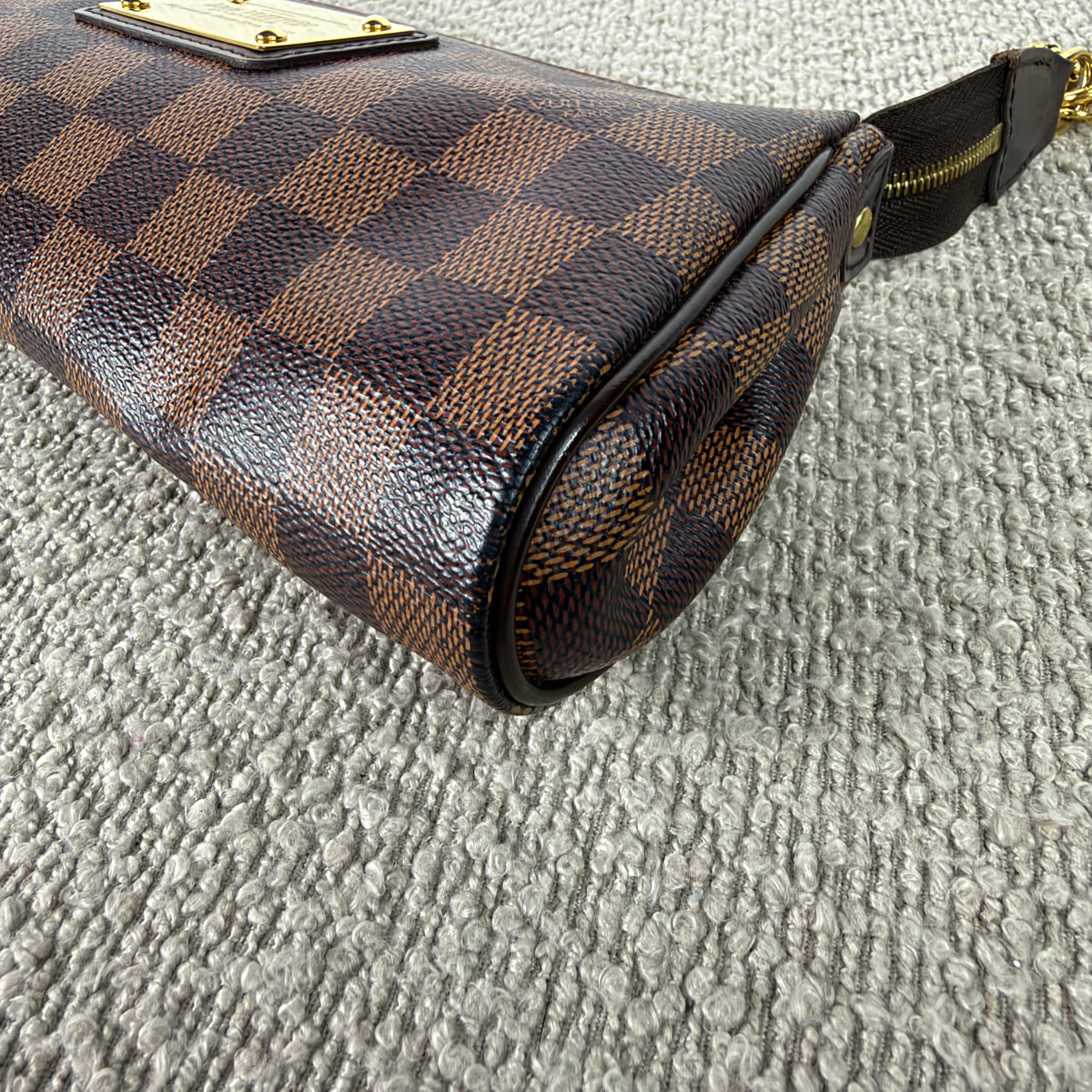 Louis Vuitton Eva Pochette – Damier Ebene