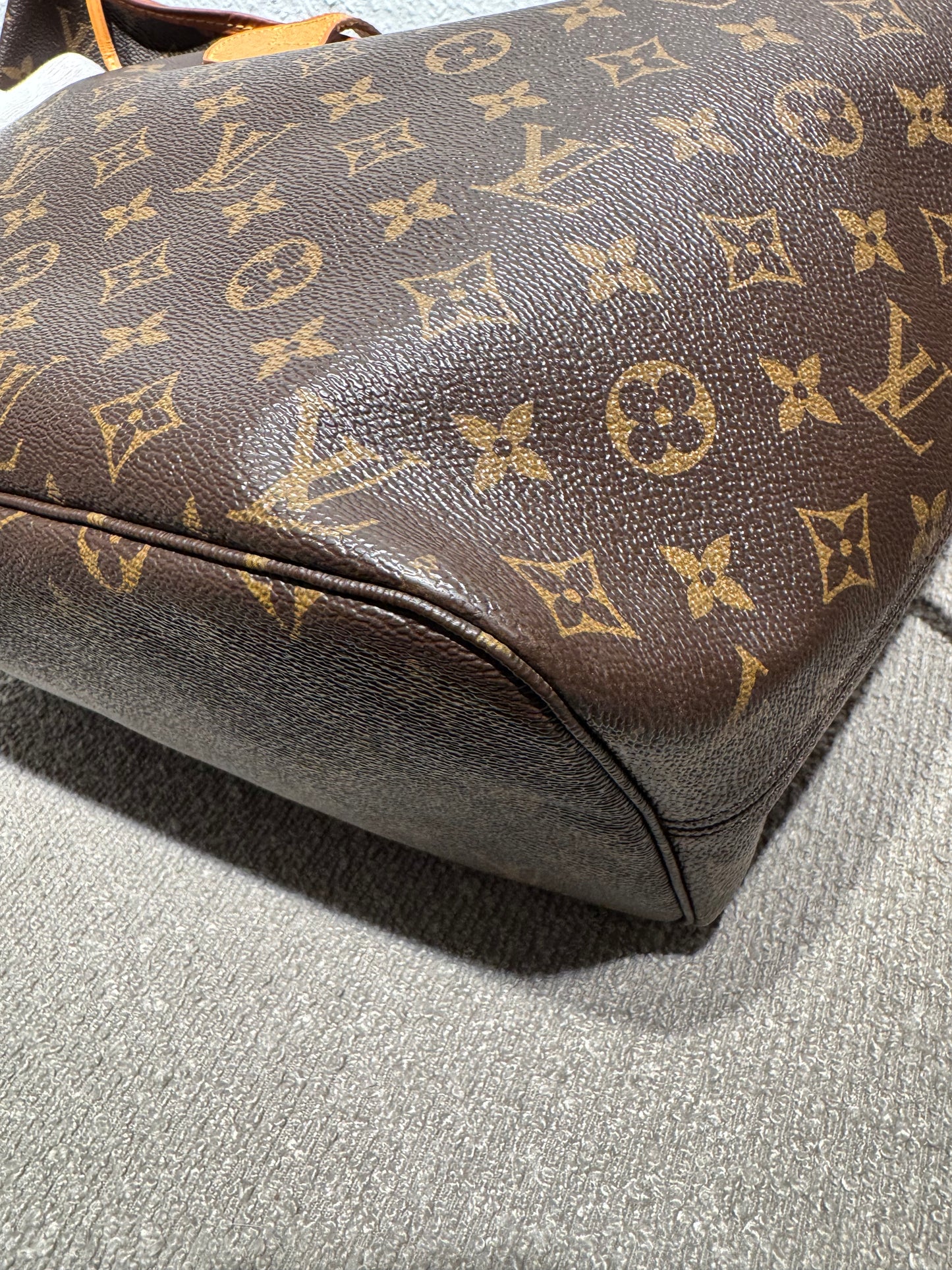 Louis Vuitton Neverfull MM – Monogram