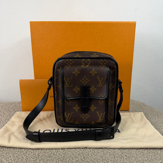 Louis Vuitton Christopher Schultertasche – Monogram Canvas
