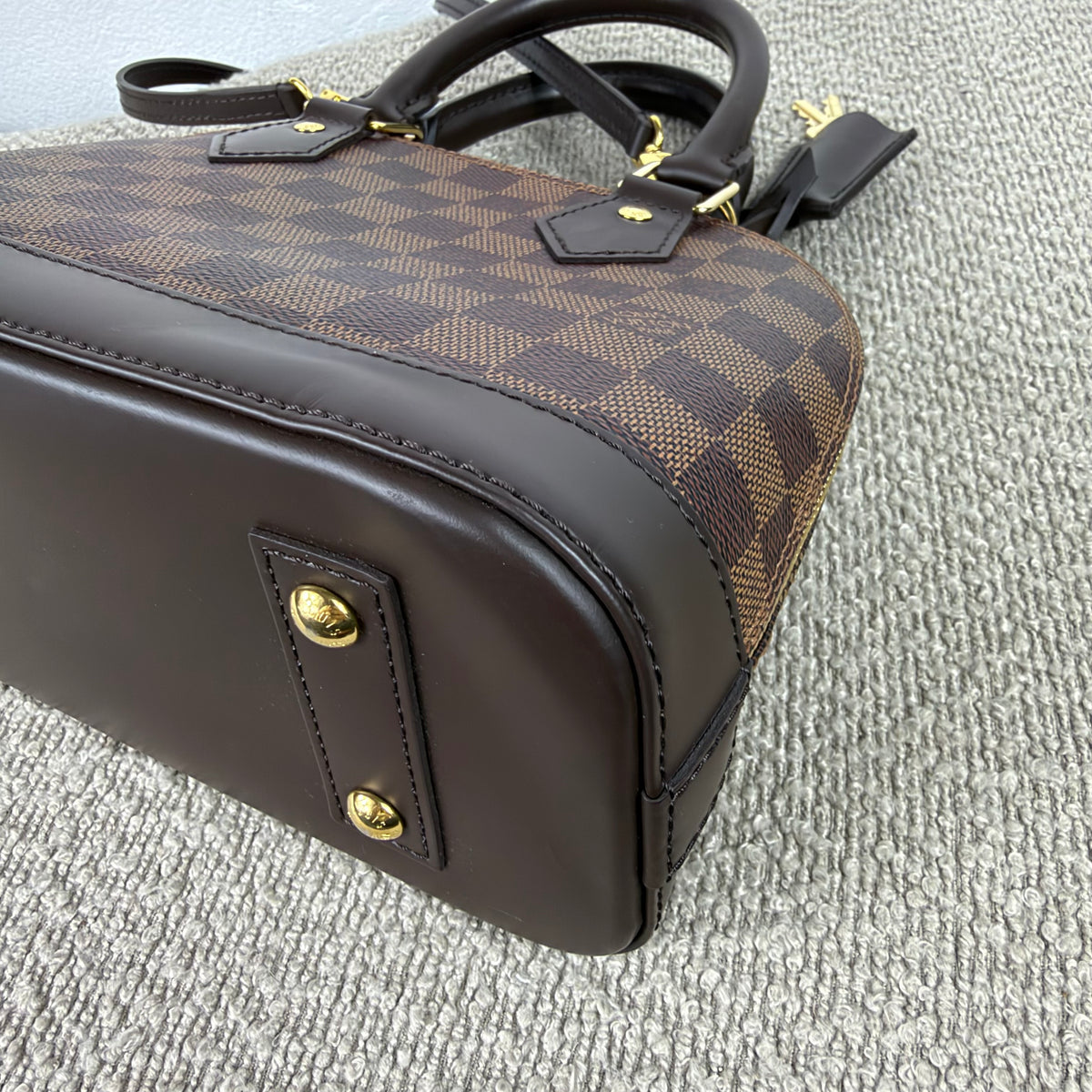 Louis Vuitton Alma BB – Damier Ebene