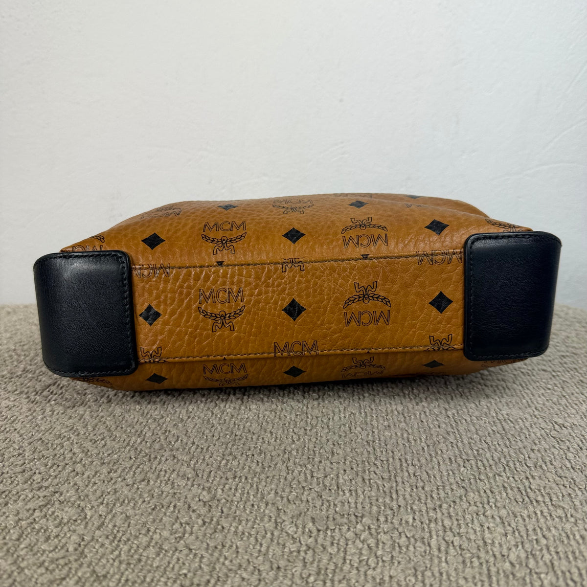 MCM Vintage Crossbody Tasche – Visetos Cognac