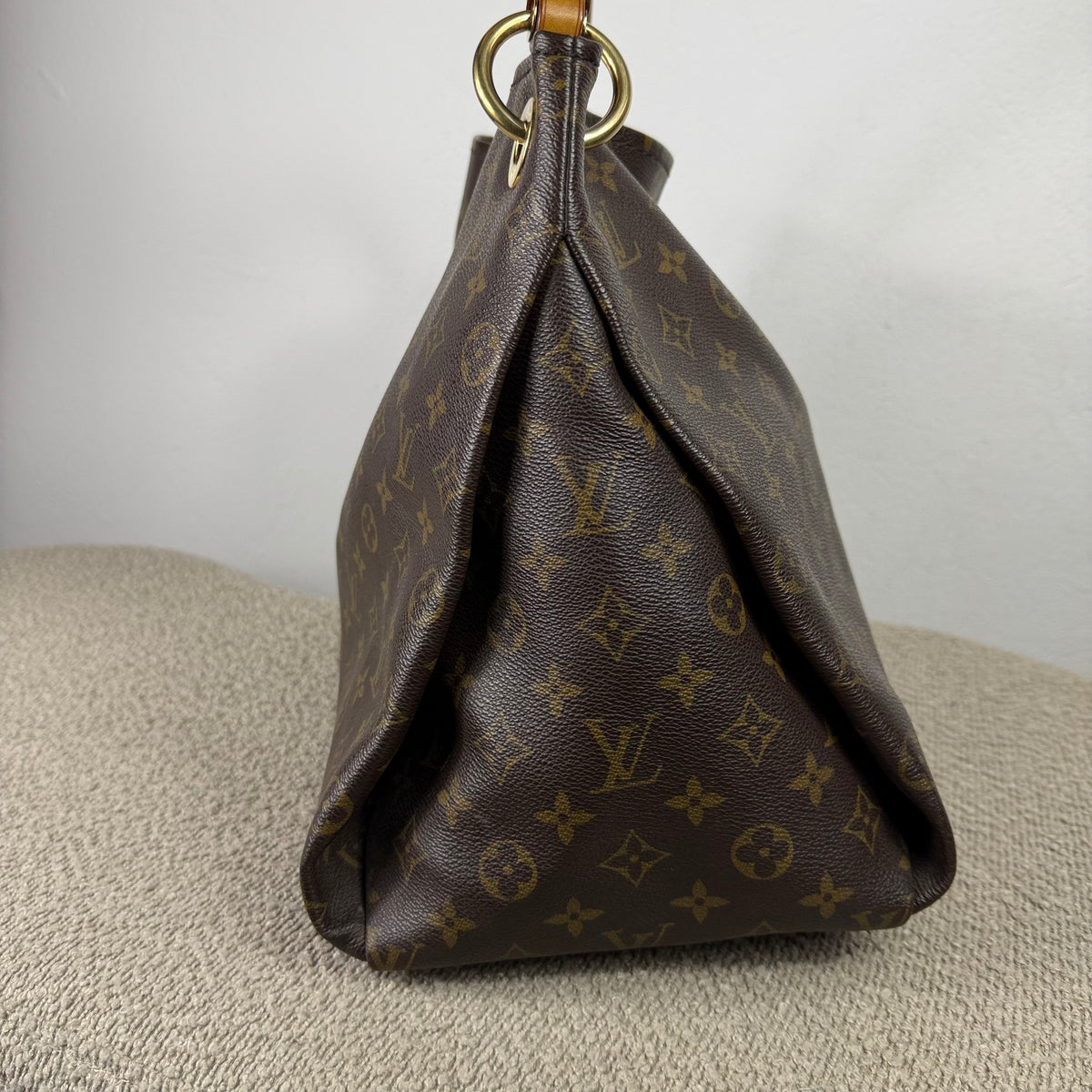 Louis Vuitton Artsy MM – Monogram Canvas