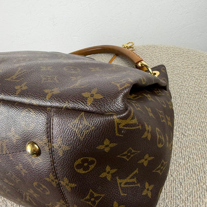 Louis Vuitton Artsy MM – Monogram Canvas