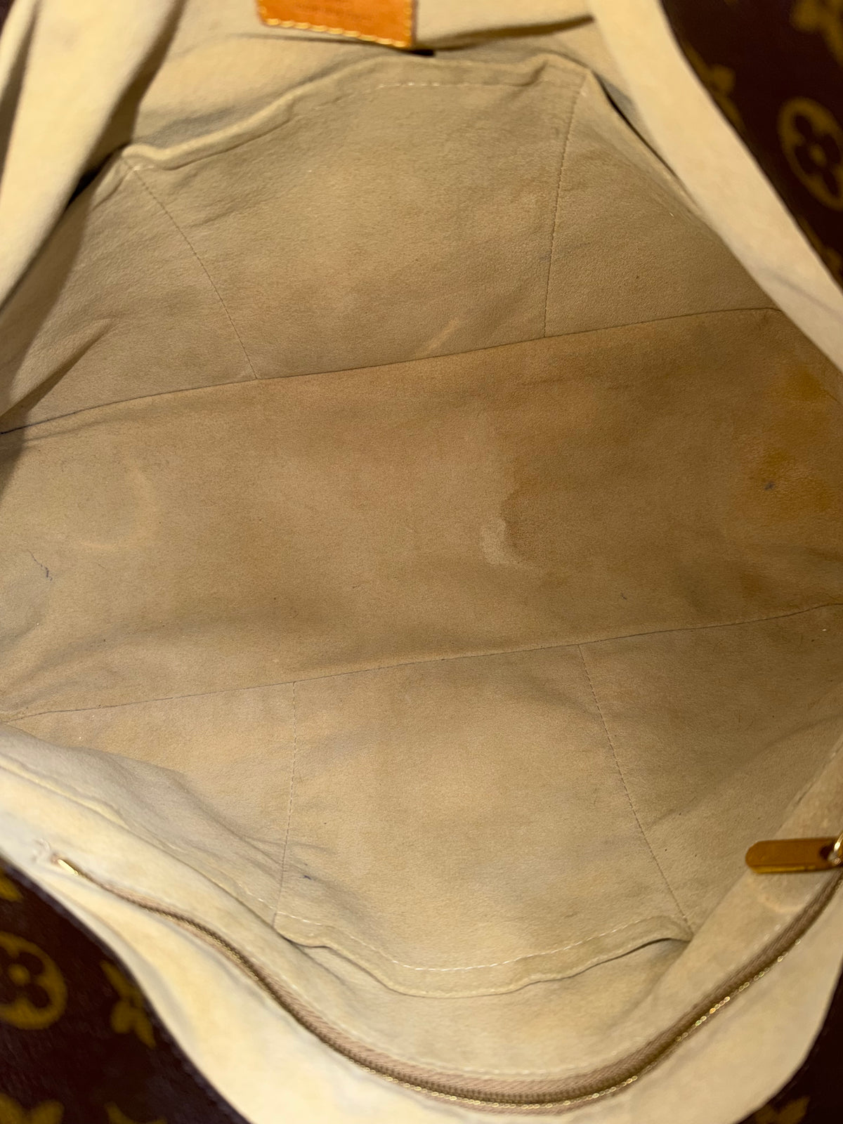 Louis Vuitton Artsy MM – Monogram Canvas