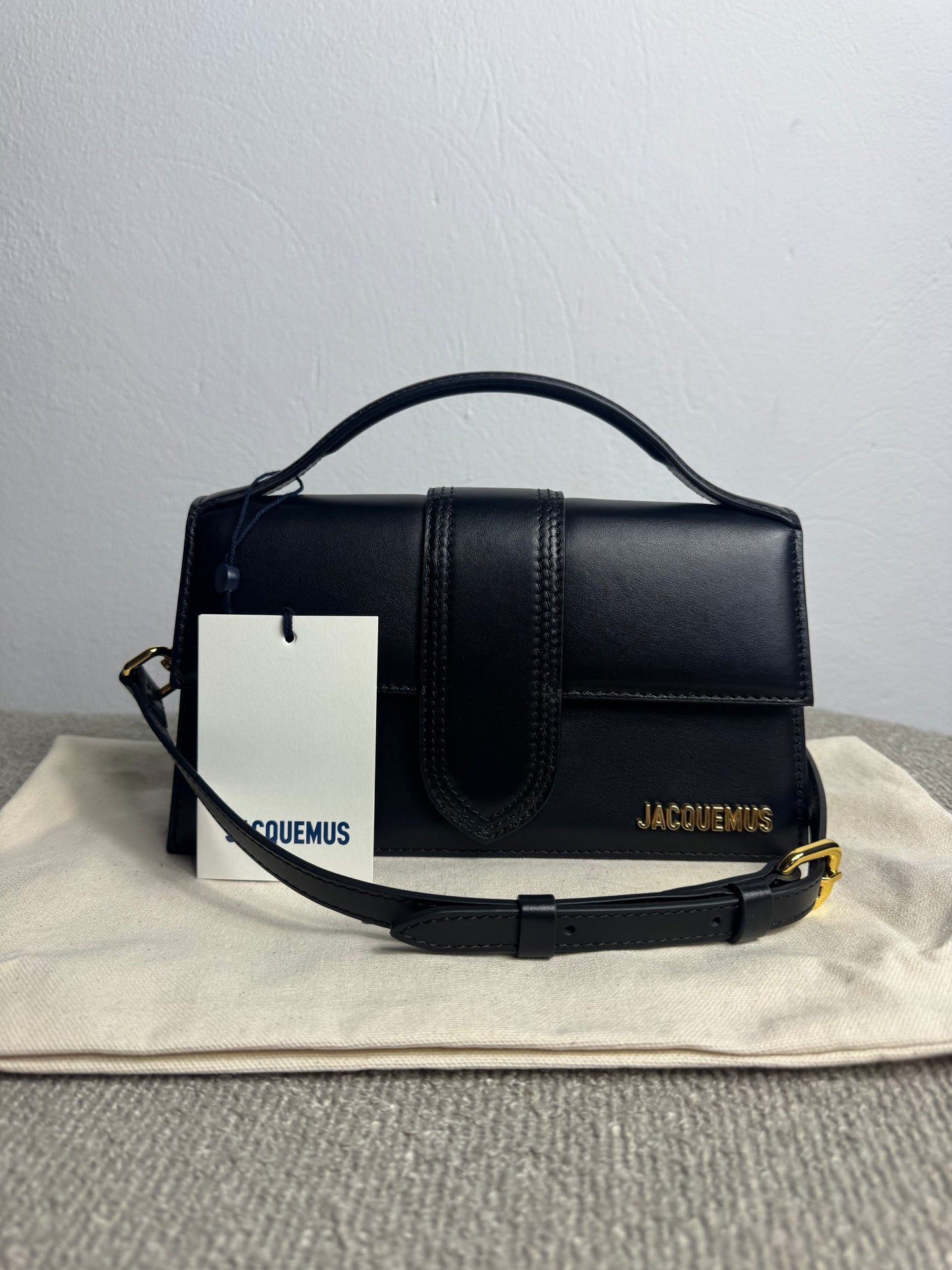 Jacquemus Le Grand Bambino – Schwarz