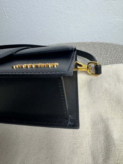 Jacquemus Le Grand Bambino – Schwarz