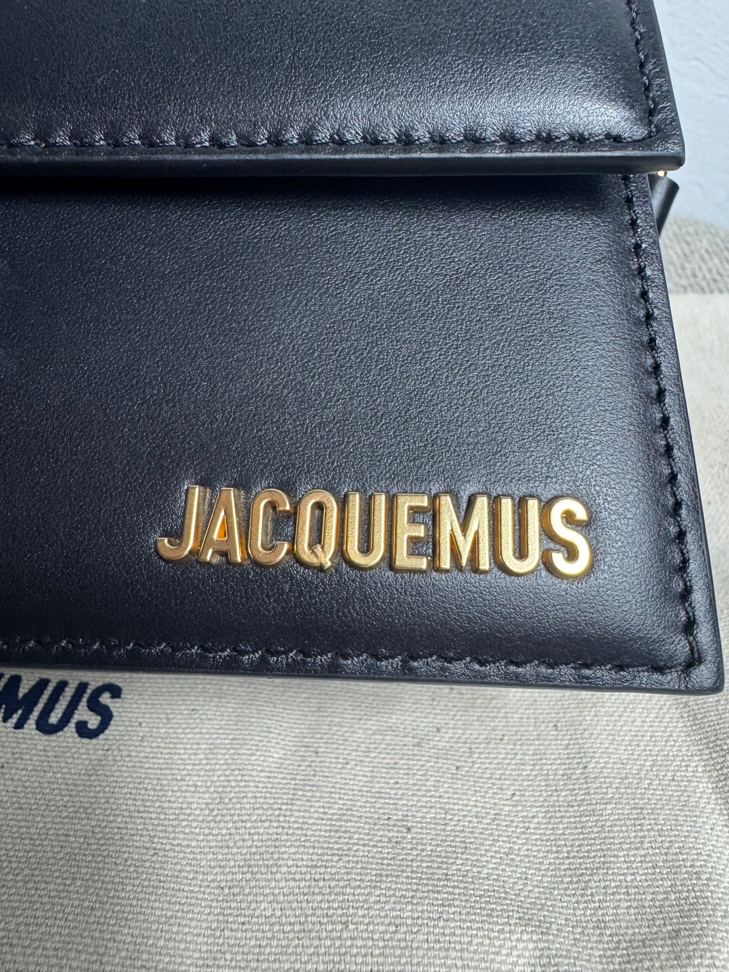 Jacquemus Le Grand Bambino – Schwarz
