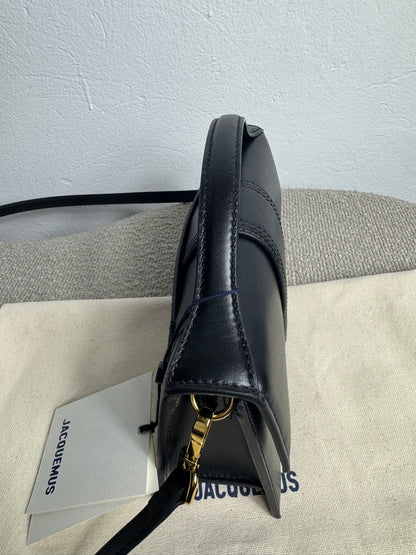 Jacquemus Le Grand Bambino – Schwarz