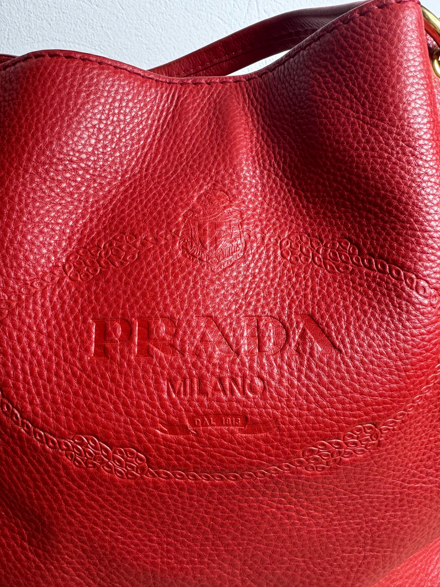 Prada Schultertasche – Leder Rot