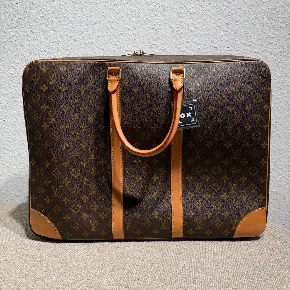 Louis Vuitton Sirius 55 – Monogram Canvas mit originalem Kleidersack