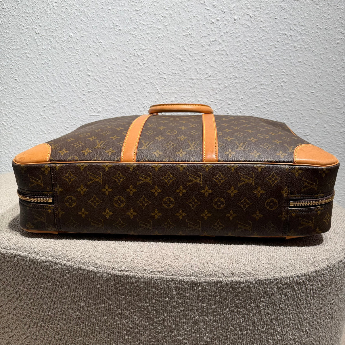 Louis Vuitton Sirius 55 – Monogram Canvas mit originalem Kleidersack