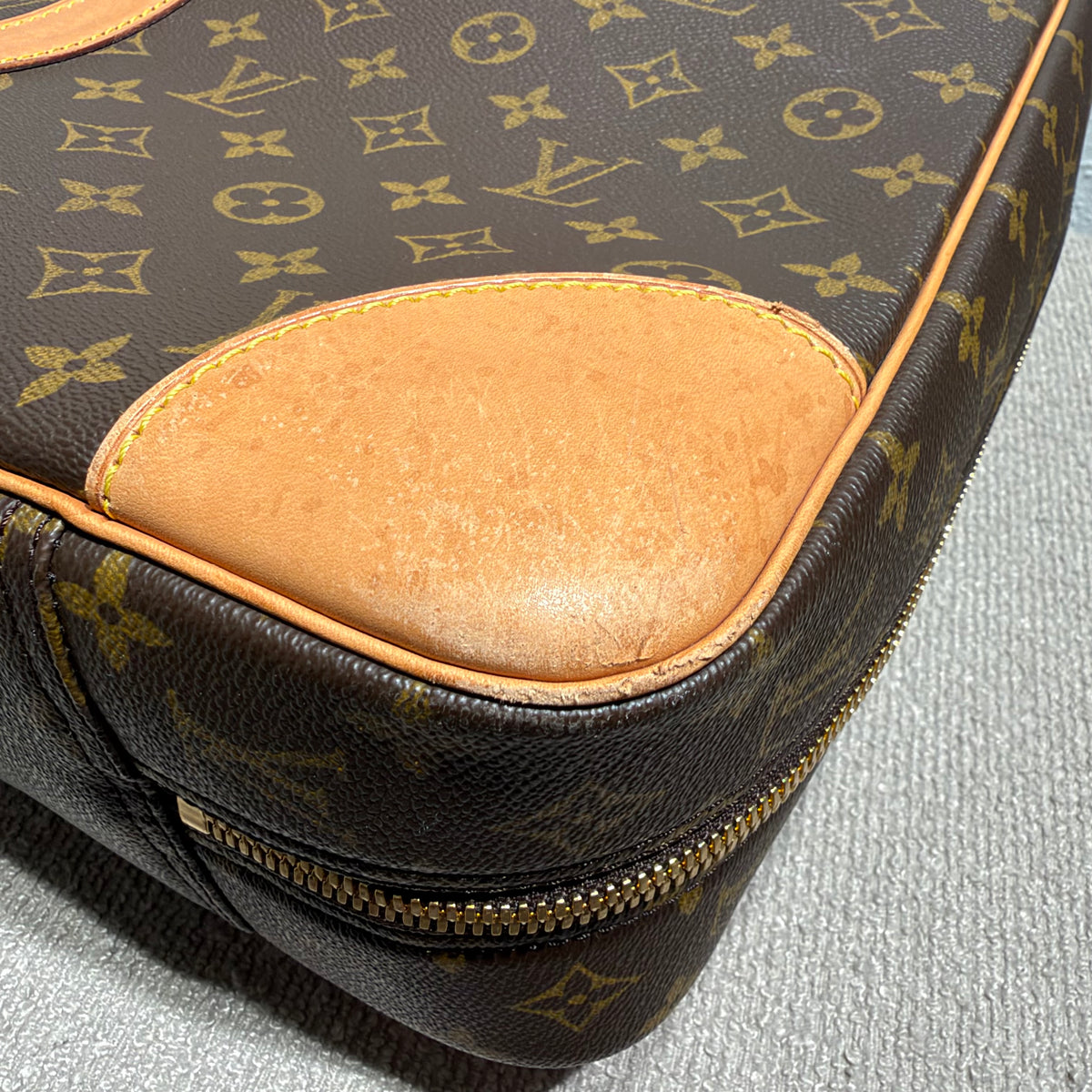 Louis Vuitton Sirius 55 – Monogram Canvas mit originalem Kleidersack