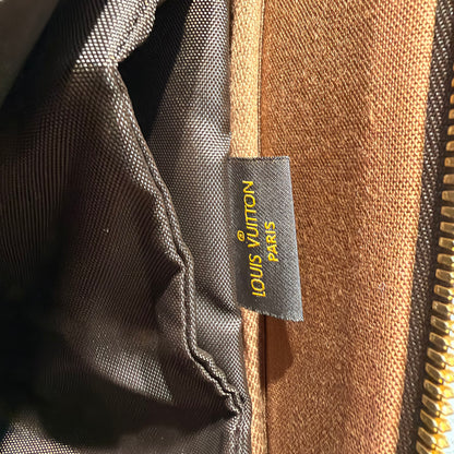Louis Vuitton Sirius 55 – Monogram Canvas mit originalem Kleidersack