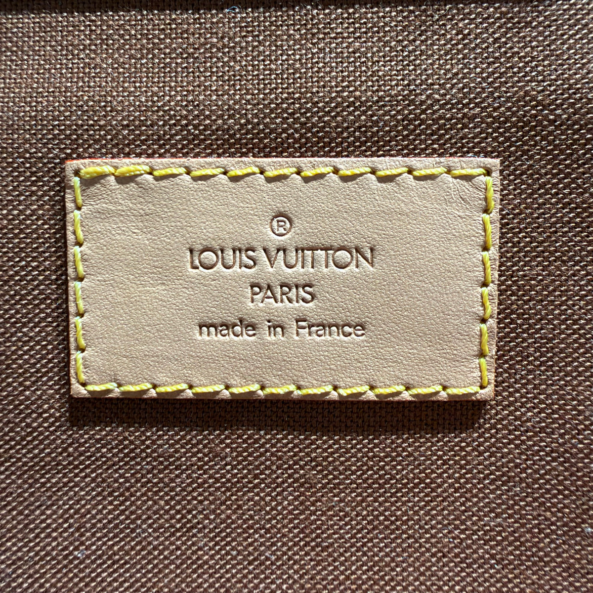 Louis Vuitton Sirius 55 – Monogram Canvas mit originalem Kleidersack