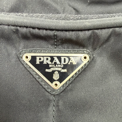 Prada Vintage Nylon Umhängetasche – Schwarz mit Schloss