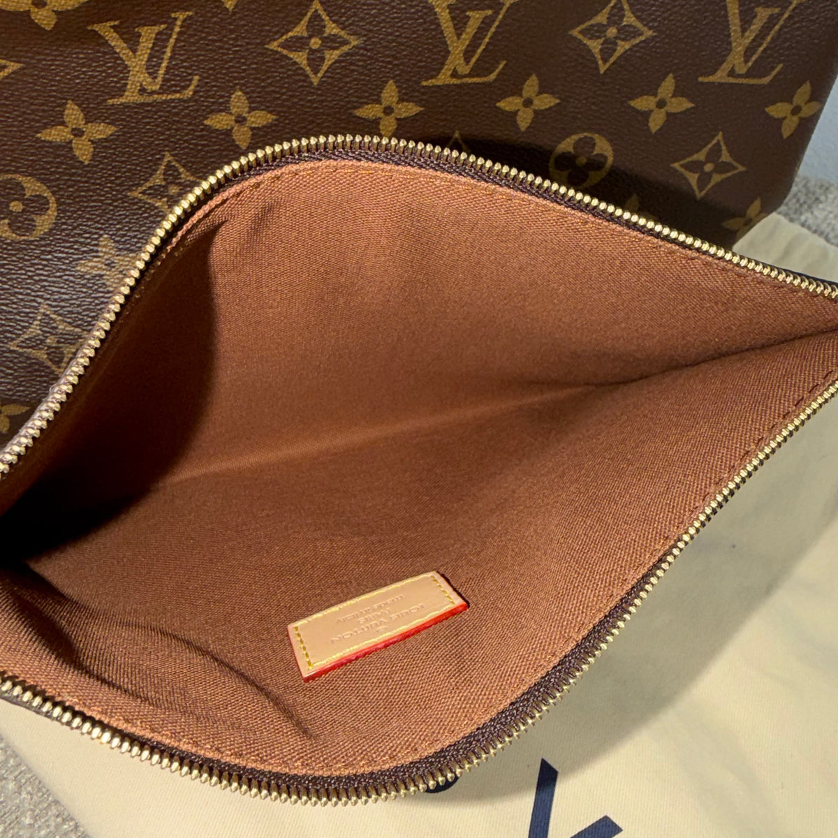 Louis Vuitton Atlantis GM – Monogram Canvas
