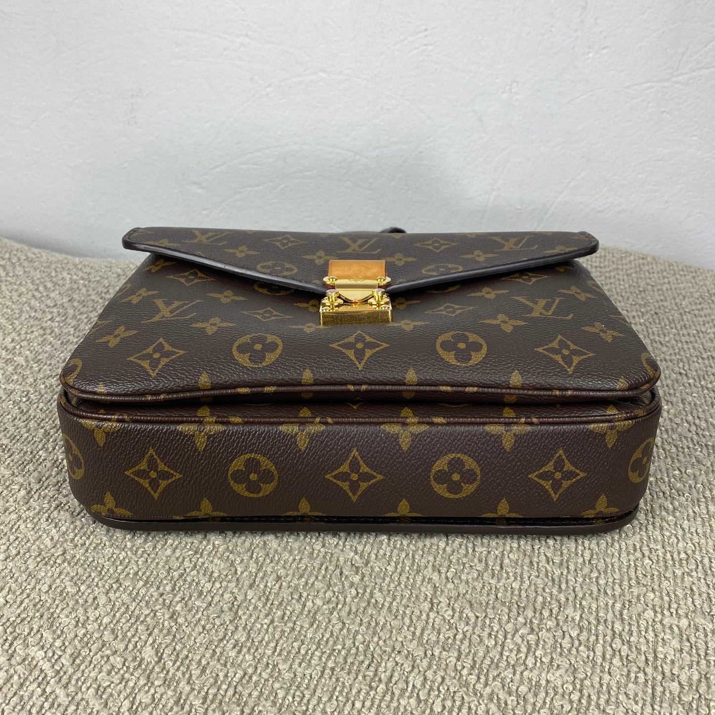 Louis Vuitton Pochette Métis – Monogram Canvas
